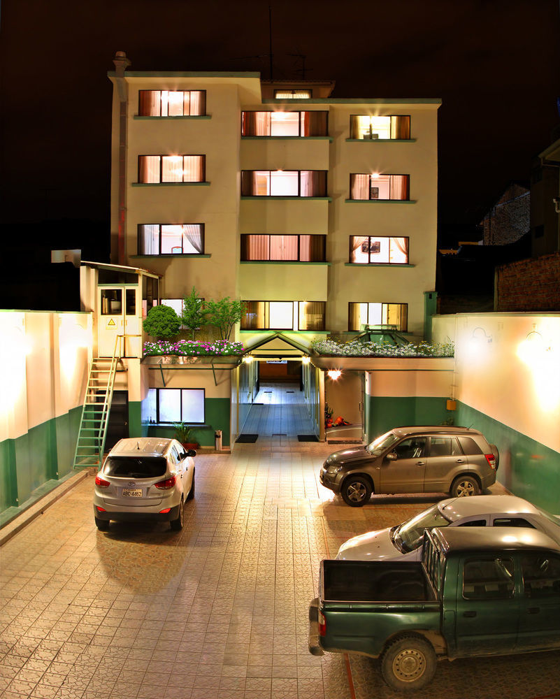 Hotel Yanuncay Куенка Екстериор снимка