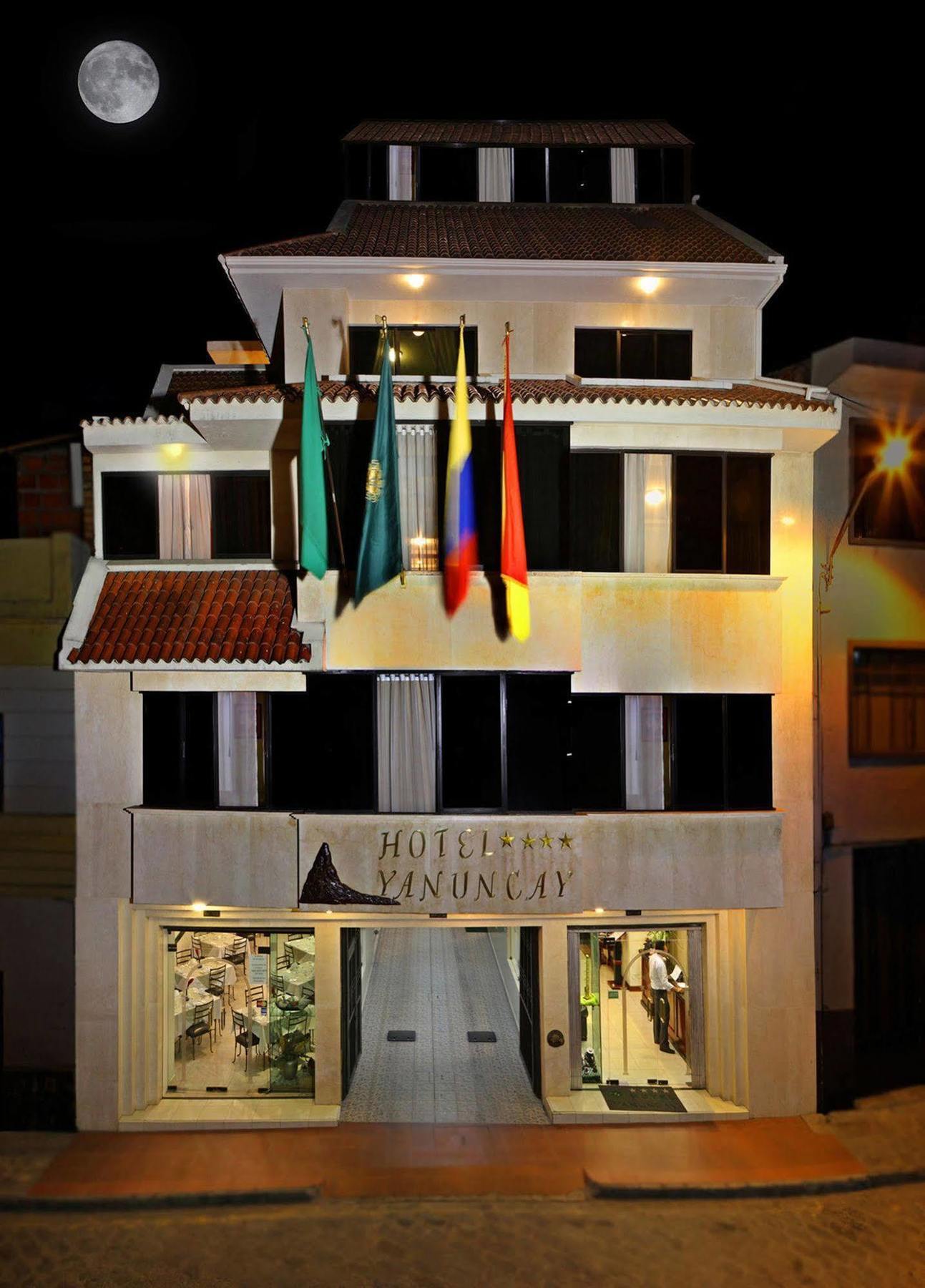 Hotel Yanuncay Куенка Екстериор снимка
